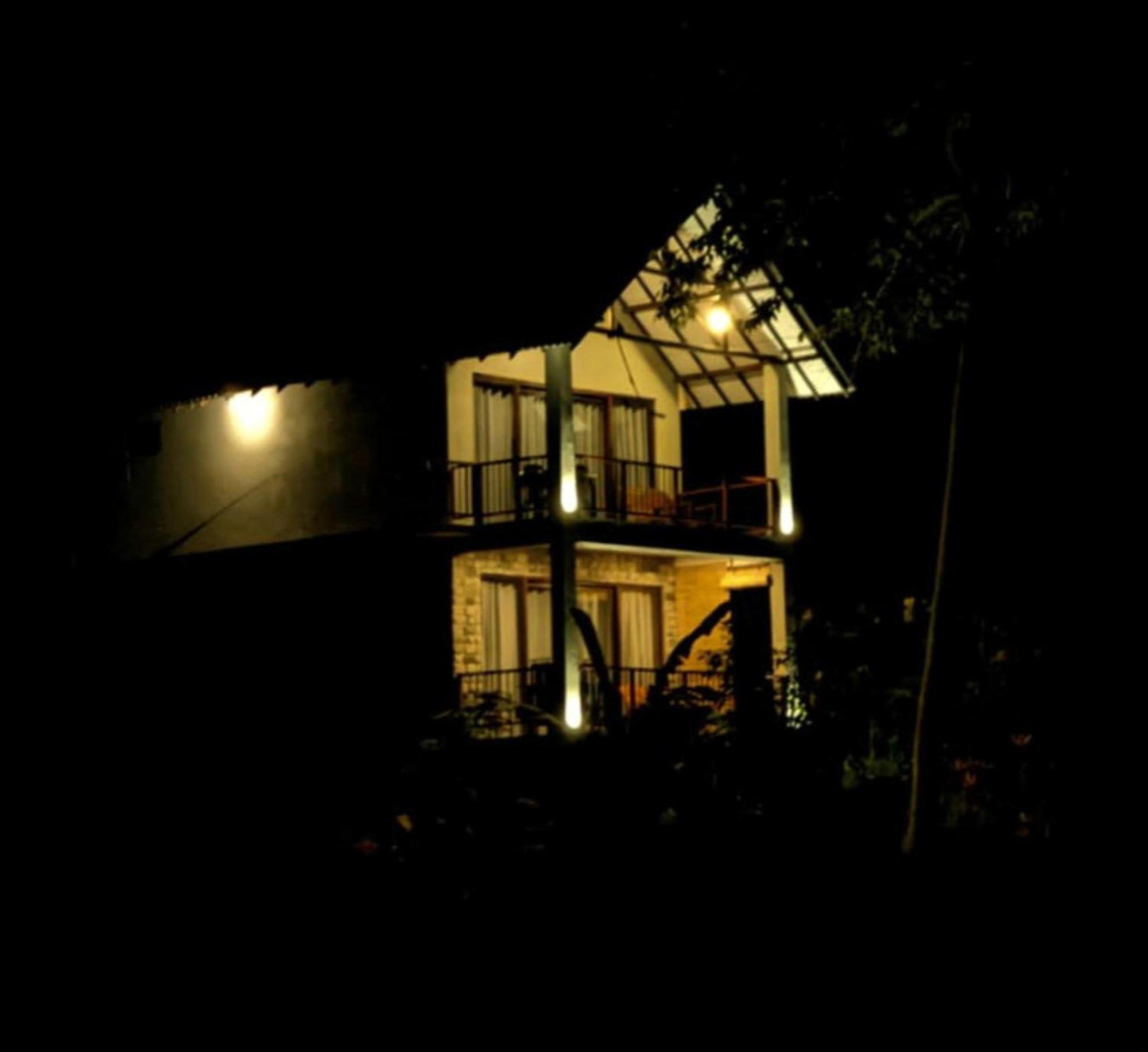Ella Blue Heaven Bed & Breakfast ภายนอก รูปภาพ