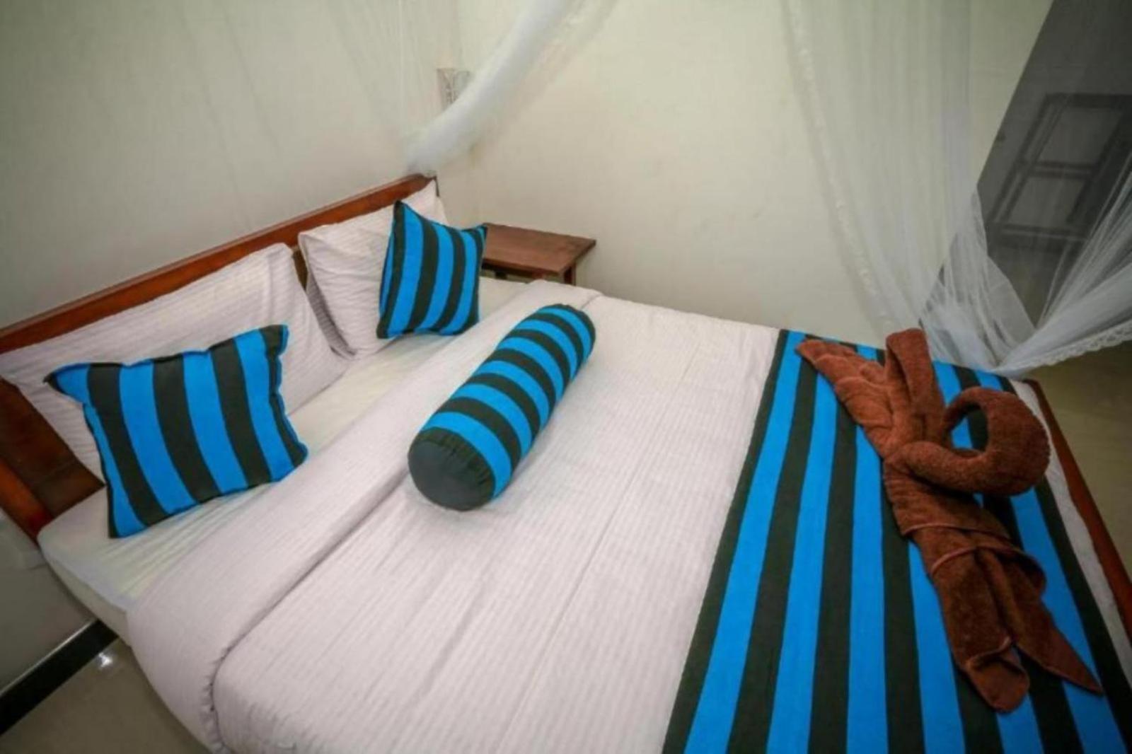 Ella Blue Heaven Bed & Breakfast ภายนอก รูปภาพ