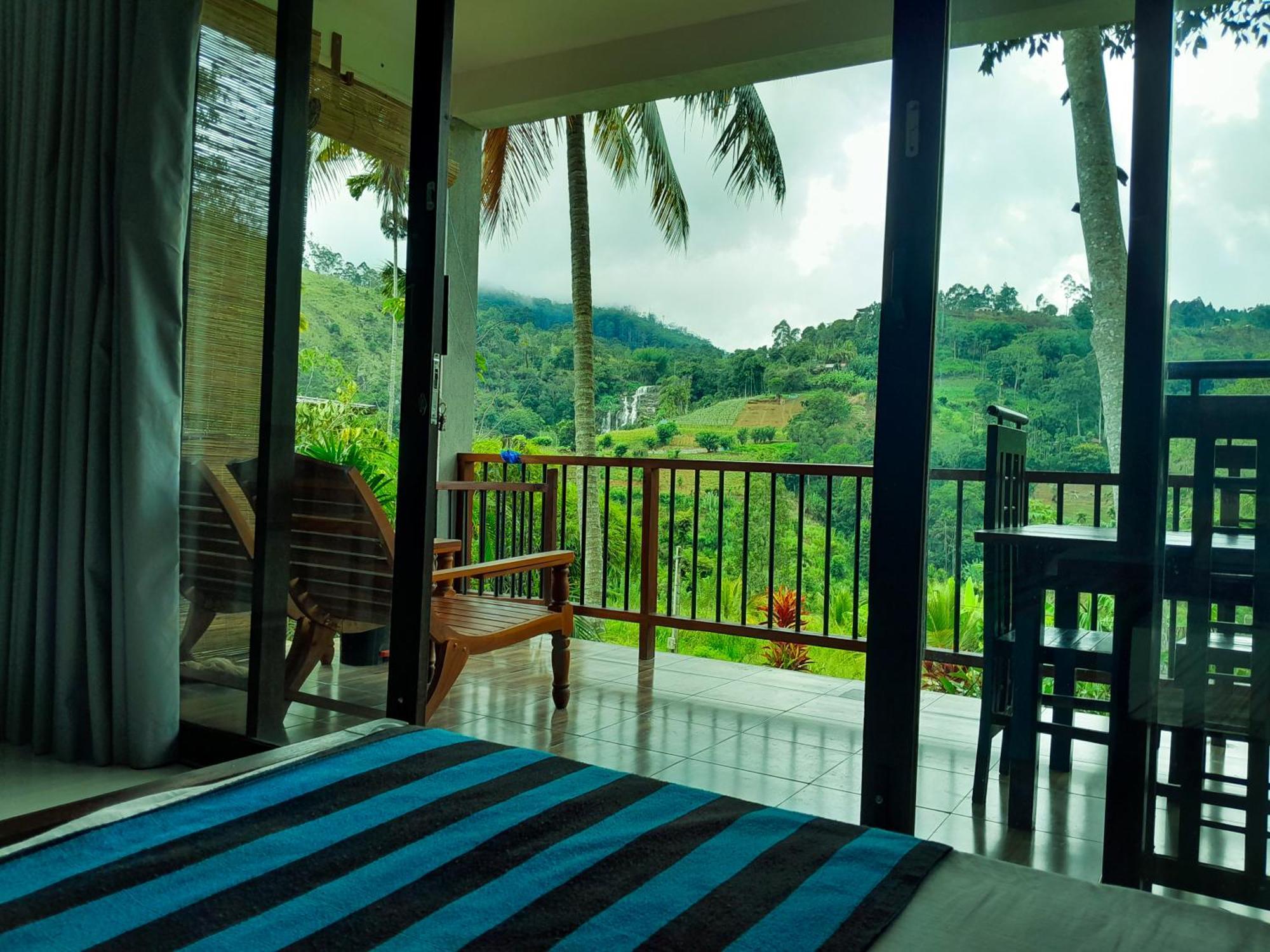 Ella Blue Heaven Bed & Breakfast ภายนอก รูปภาพ